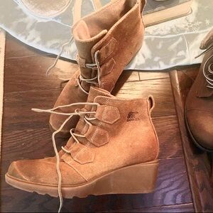Sorel Women's Brown Lace Up Wedge Boots